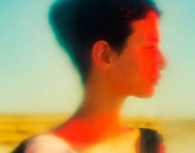 «Ұрып-соғып, ауыл шетіне тастап кетті»: Жетісулық қария өз ұлдарынан қорлық көргенін айтып, көмек сұрады